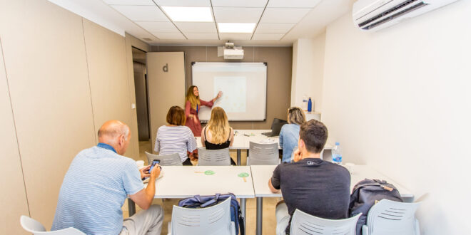 How to Learn Spanish on the Stunning Costa Blanca