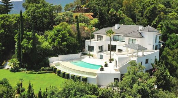 Revealed: The most exclusive street in Spain with an average home price of more than €12 million is on the Costa del Sol - and it’s not in Marbella