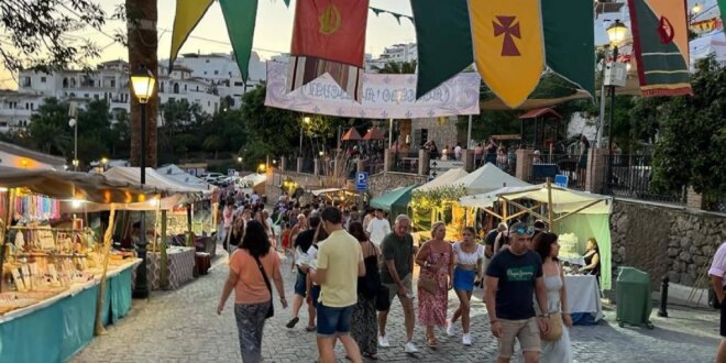 Soak up the sights, flavours and sounds of Frigiliana's '3 Culturas' festival - Costa Spain News