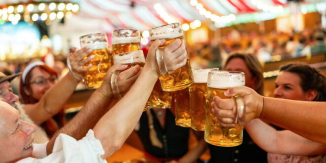 Beach Oktoberfest at Villajoyosa « Euro Weekly News