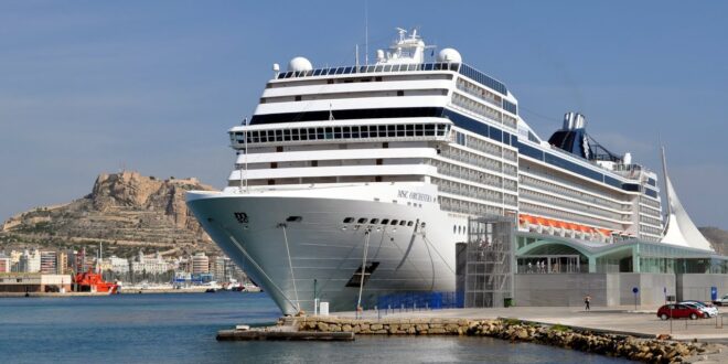Ibiza plans to limit the number of cruise ship arrivals amid overtourism backlash - CSN
