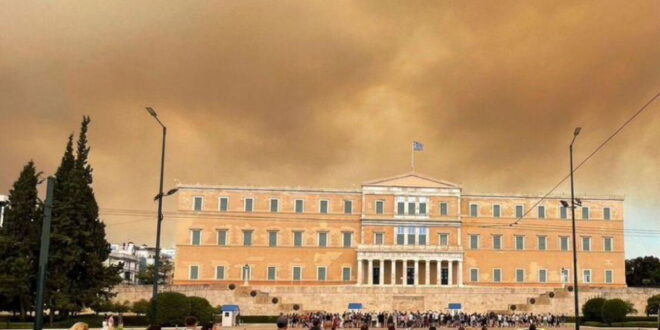 Fire in Greece spreads « Euro Weekly News