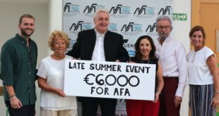 Simply Thriving presents €6,000 to Alzheimer’s « Euro Weekly News