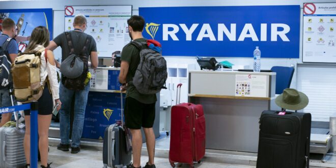 British tourist in his 60s collapses and dies in Spain while waiting to board Ryanair flight home