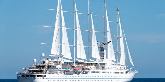 Almeria port welcomes the Wind Surf « Euro Weekly News - CSN