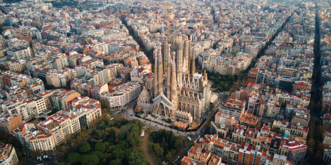Barcelona’s iconic Sagrada Familia is giving away 20,000 free tickets this month - CSN