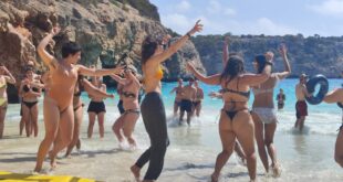 Spain breaks all-time tourism record in August despite rising prices and protests by locals - CSN
