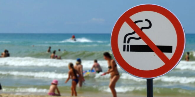 El Palmeral beach becomes smoke-free « Euro Weekly News - CSN