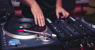 Hip Hop Scratchologist at Bonnet « Euro Weekly News - CSN