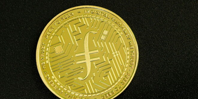 Blockchain-Based Cryptocurrencies that can explode in 2022: Rocketize, Filecoin, and Elrond - CSN News