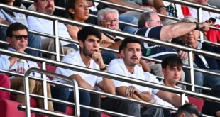 Carlos Alcaraz shows up to cheer on local team - CSN News