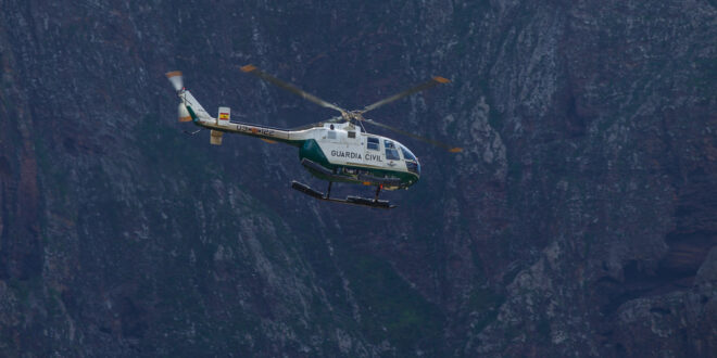 Daredevil Climber Left Dangling in 300-Metre El Chorro Drama! - CSN News