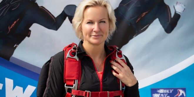 Marbella woman breaks record 18,000 ft up - CSN News