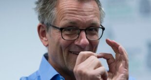 Dr. Michael Mosley remembered with admiration - CSN News