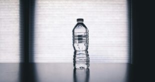 Stop Drinking Bottled Water in Spain, Warn Experts - CSN News
