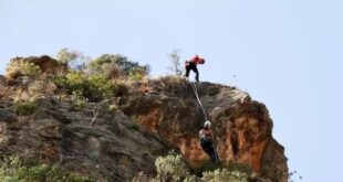 Climber rescued from rock face - CSN News