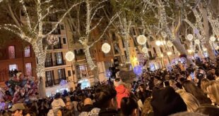 Tourists set to face extra stress - CSN News
