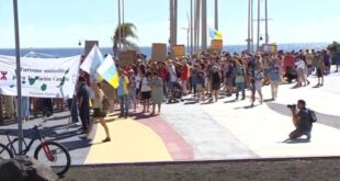 Canary Islanders unite against over-tourism! - CSN News
