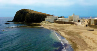 Must-visit: The ‘little Mykonos’ of Spain’s Andalucia that boasts crystal blue waters and white-washed homes - CSN News