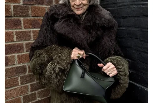 Dame Maggie Smith dies aged 89: British national treasure ‘was with family and friends at the end’ - CSN News