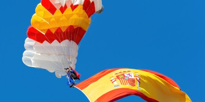 Spanish national day – street celebrations and transport disruptions - CSN News