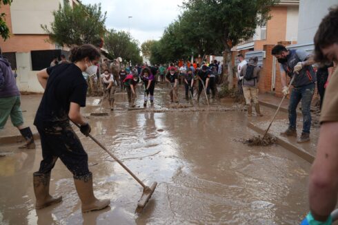 Disease fears in Valencia flood zones as first cases of Leptospirosis are detected - CSN News