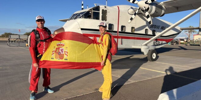 Marbella skydiving record breakers - CSN News