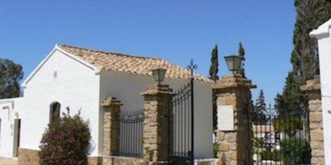 Mojácar’s San Agustín Cemetery: a resting place with expatriate influence - CSN News