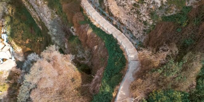 New elevated walkway competes with Caminito