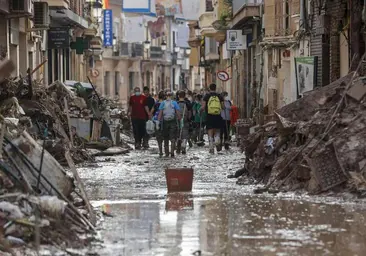 Critical situation following the devastating flooding in Valencia: the great swamp of Paiporta - CSN News