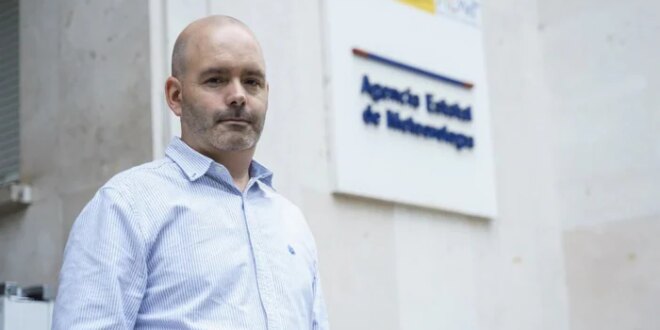 Aemet spokesperson: 'When a weather warning is red you can't carry on with life as normal and this message has to sink in' - CSN News