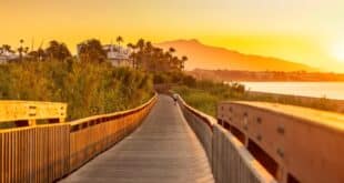 Estepona coastal boardwalk almost complete - Costa News Spain