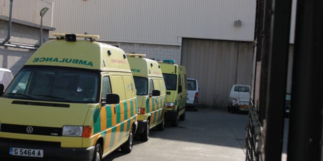 Gibraltar to run free night buses over Christmas: Ambulance joy ride is the latest drink-driving incident to blight the Rock during festive period - CSN