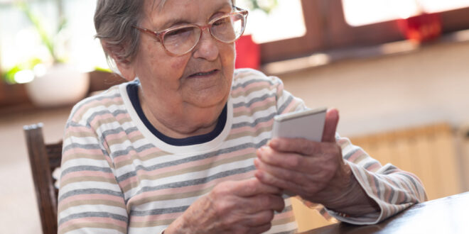 Age Concern: make a pledge for Christmas - Costa News Spain