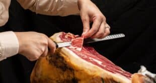 Free ham, wine and cheese tasting, Marbella - Costa News Spain