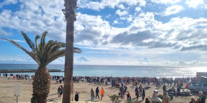 Mojácar’s New Year swim: A decade of giving back - CSN News