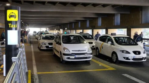 Exposed: Taxi drivers are arrested for using ‘mafia tactics’ to gouge prices at Sevilla airport - CSN News