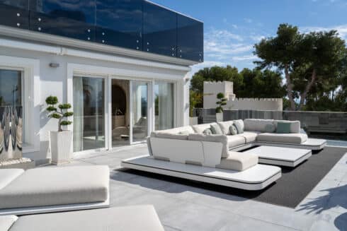 Exclusive: Inside Charlie Mullins’ Marbella mansion as Britain’s richest plumber reveals why he loves life in Spain - CSN News