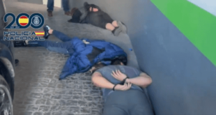 Watch: Spanish cop kneels on British ‘thug’ in Marbella as plot to kidnap crypto broker is foiled - CSN News