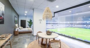 Mixing romance and football in Malaga - Costa News Spain