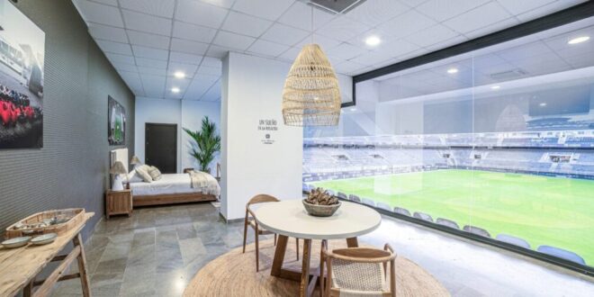 Mixing romance and football in Malaga - Costa News Spain