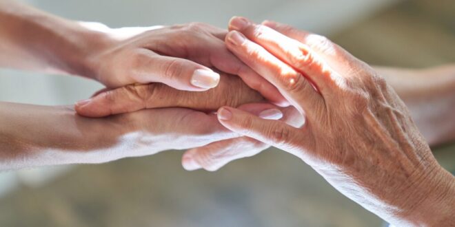 There is no need to deal with bereavement alone. - Costa News Spain