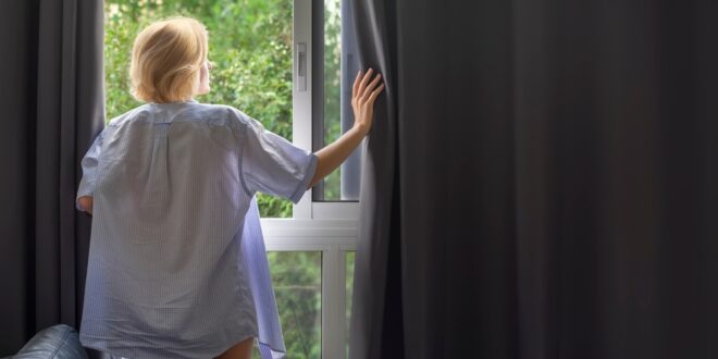 Sleep tight: How blackout curtains transform your space - CSN News