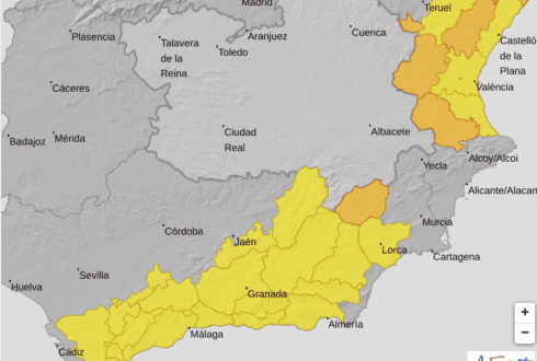 Watch: River roars in Benahavis and Marbella bridge is almost submerged after dams discharge water during deluge on the Costa del Sol - CSN News