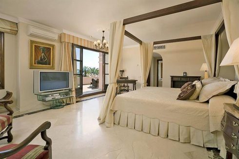 Novak Djokovic is fined €10,000 for ‘illegal’ renovations at his Marbella villa - CSN News