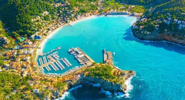 These are the three ‘happiest’ beaches in Spain, according to bizarre ‘facial recognition’ study - CSN