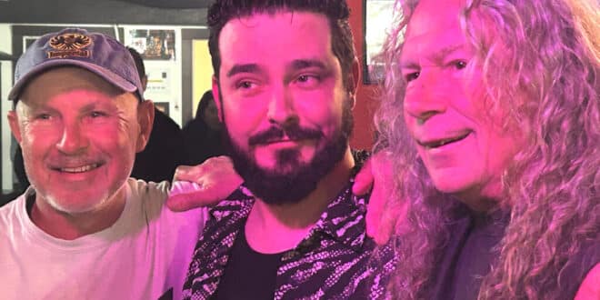 Rob Sas rocks at midnight, Louie Louie