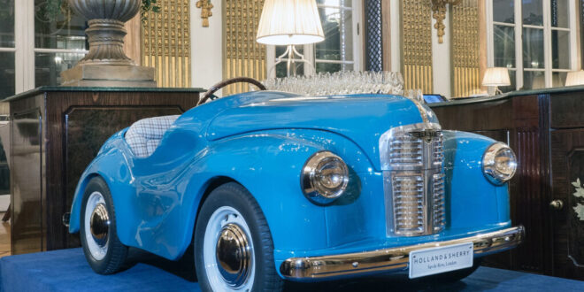 Austin Pedal Cars celebrate 75 Years of the J40 - CSN News