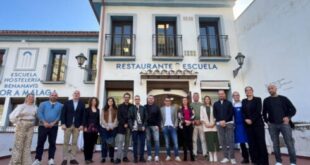 Michelin star chefs share their journey with local students who dream of opening their own restaurants one day - CSN News