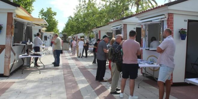 Mijas book fair in Las Lagunas